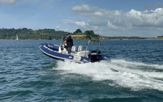 2005 Avon Adventure 560 Open